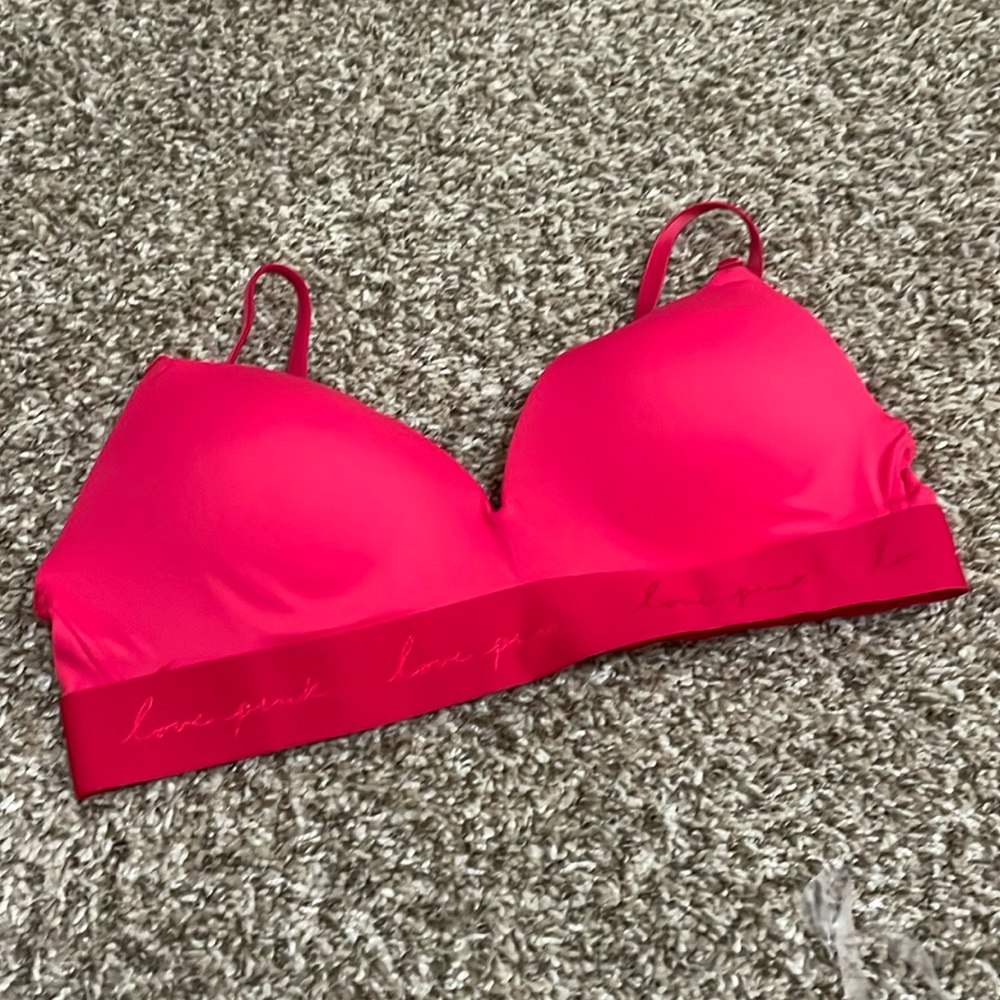 Vs Pink wireless push-up bra